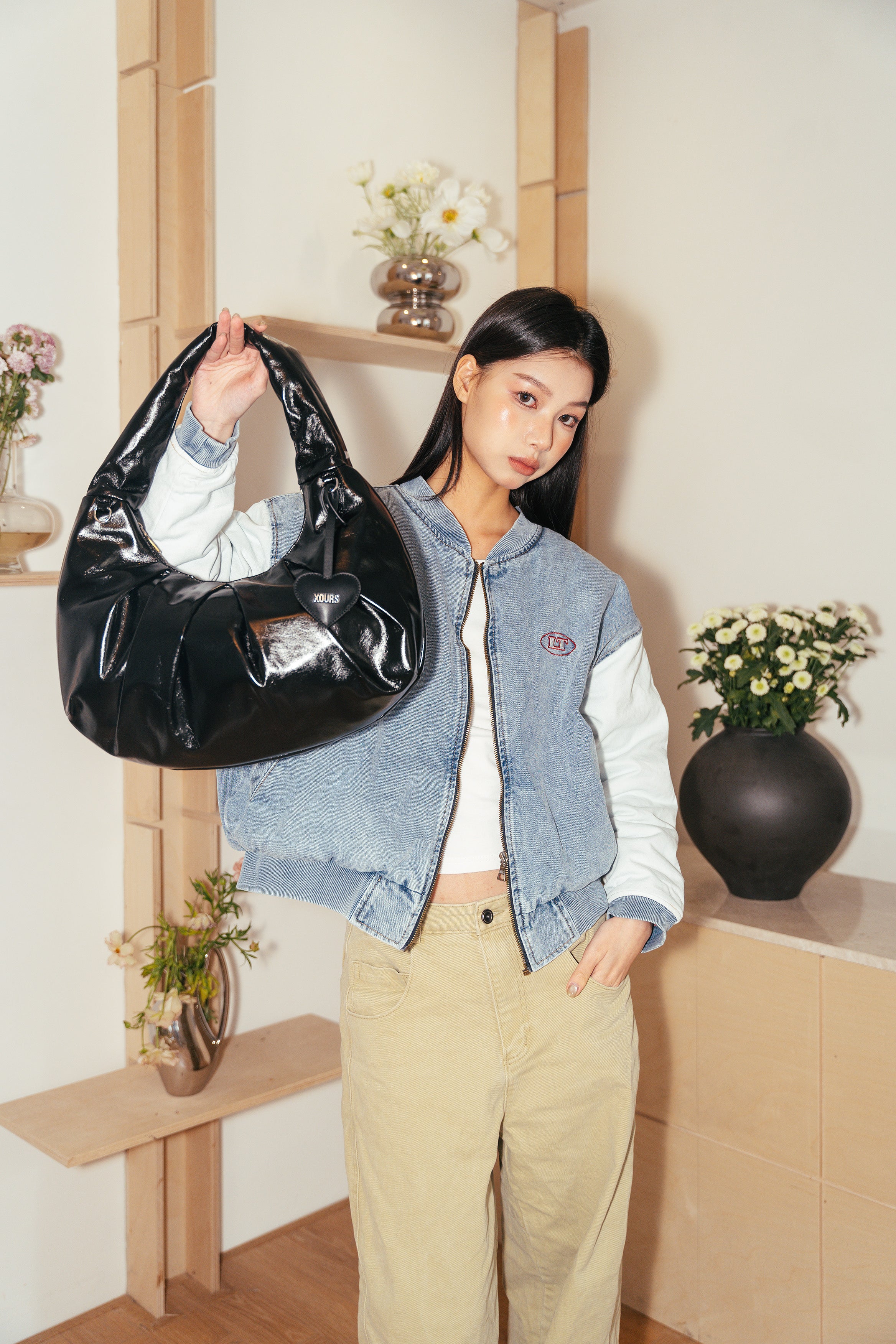 Nova Shoulder Bag - Metallic Black